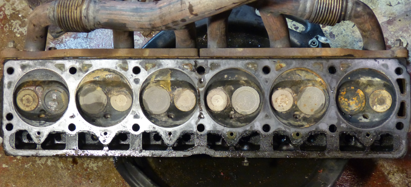 Illustration for article titled Here's What The Inside Of A Blown-Up Jeep Engine Looks Like
